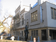 Cubist extension to mosque